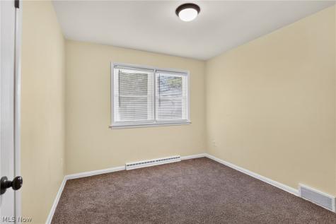 770 S 14th Street Sebring OH 44672