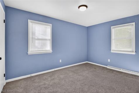770 S 14th Street Sebring OH 44672
