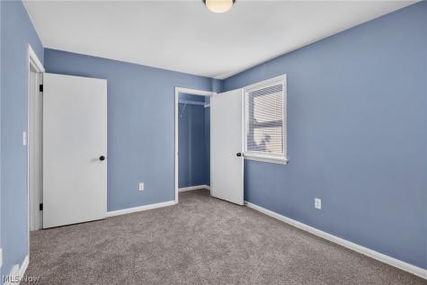 770 S 14th Street Sebring OH 44672