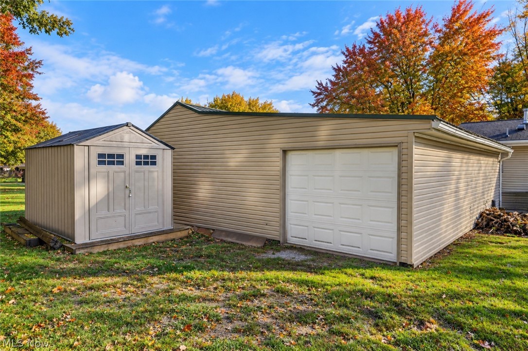 770 S 14th Street Sebring OH 44672