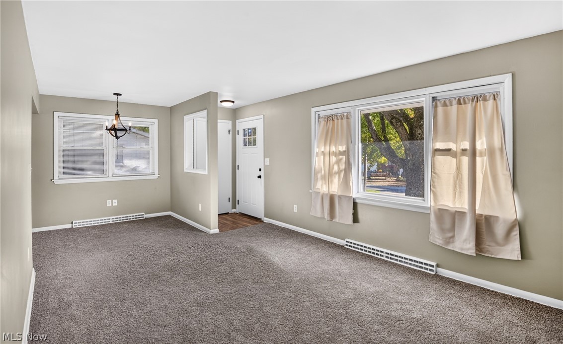 770 S 14th Street Sebring OH 44672