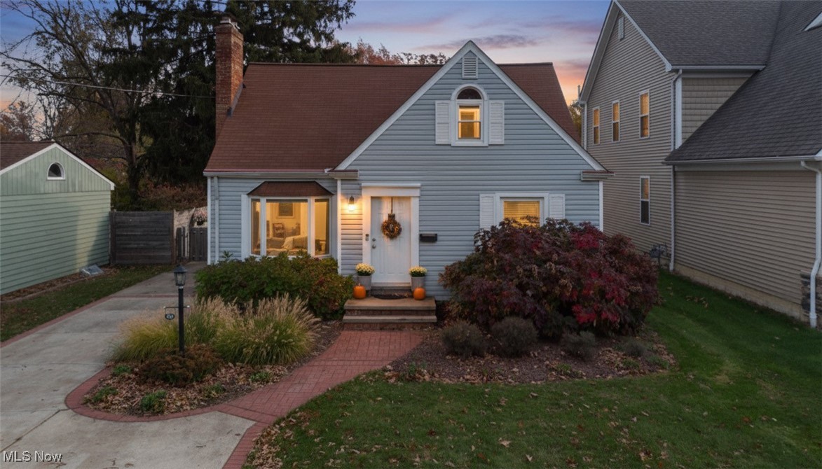 Bay Village OH, 523 Columbia Road