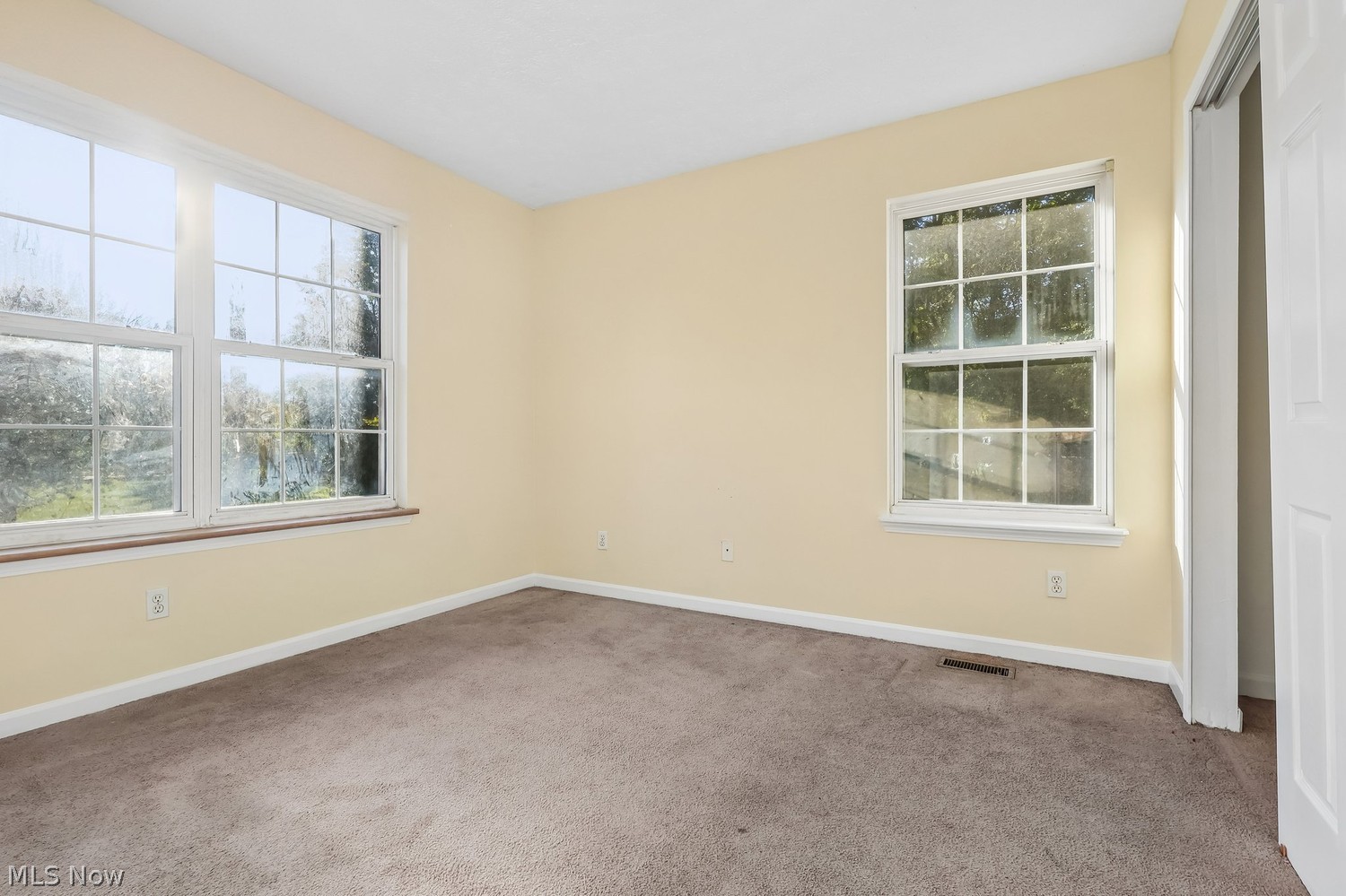 2262 E 70th Street Cleveland OH 44103