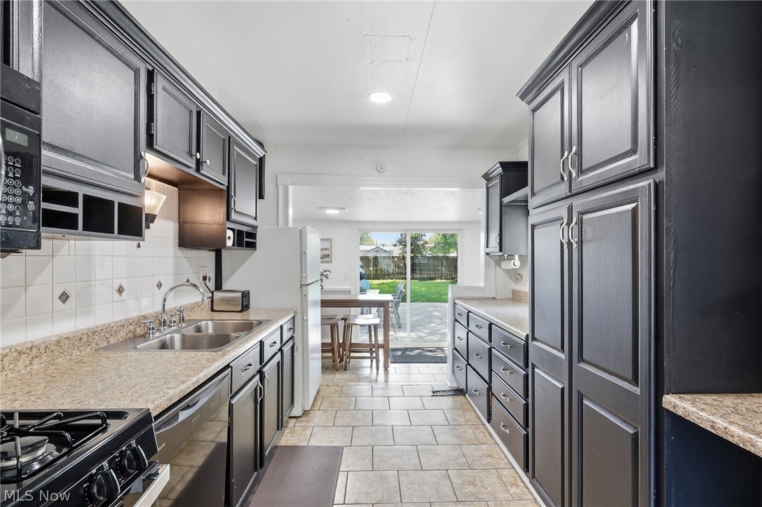 5213 Langfitt Street Vermilion OH 44089
