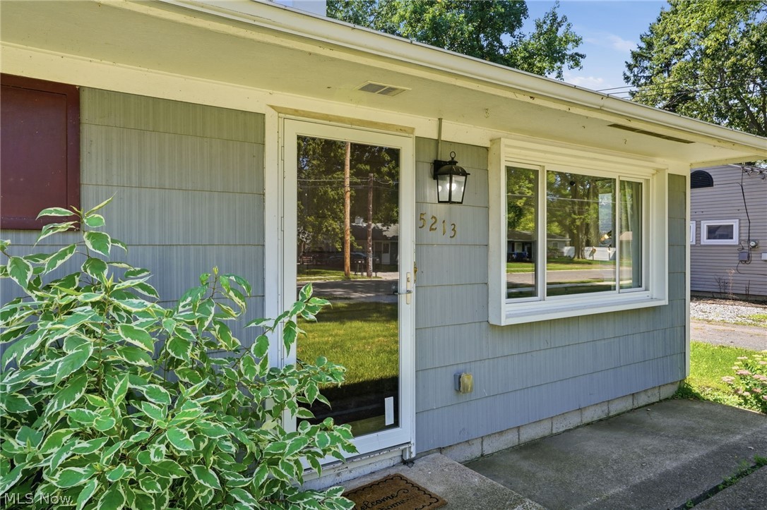 5213 Langfitt Street Vermilion OH 44089