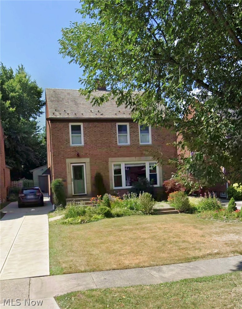 3898 Faversham Road Cleveland OH 44118