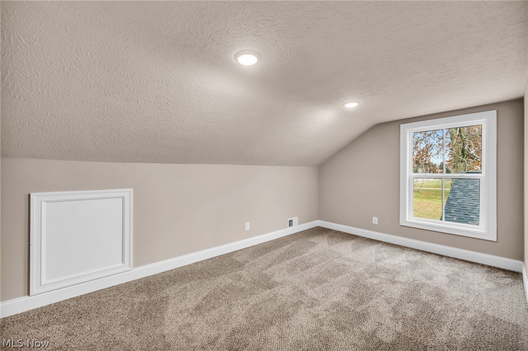 3006 Abbe Road Sheffield Village OH 44054