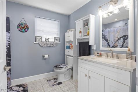 1046 W Hutton Road Wooster OH 44691