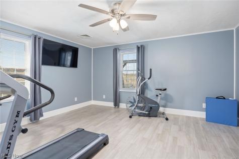 1046 W Hutton Road Wooster OH 44691