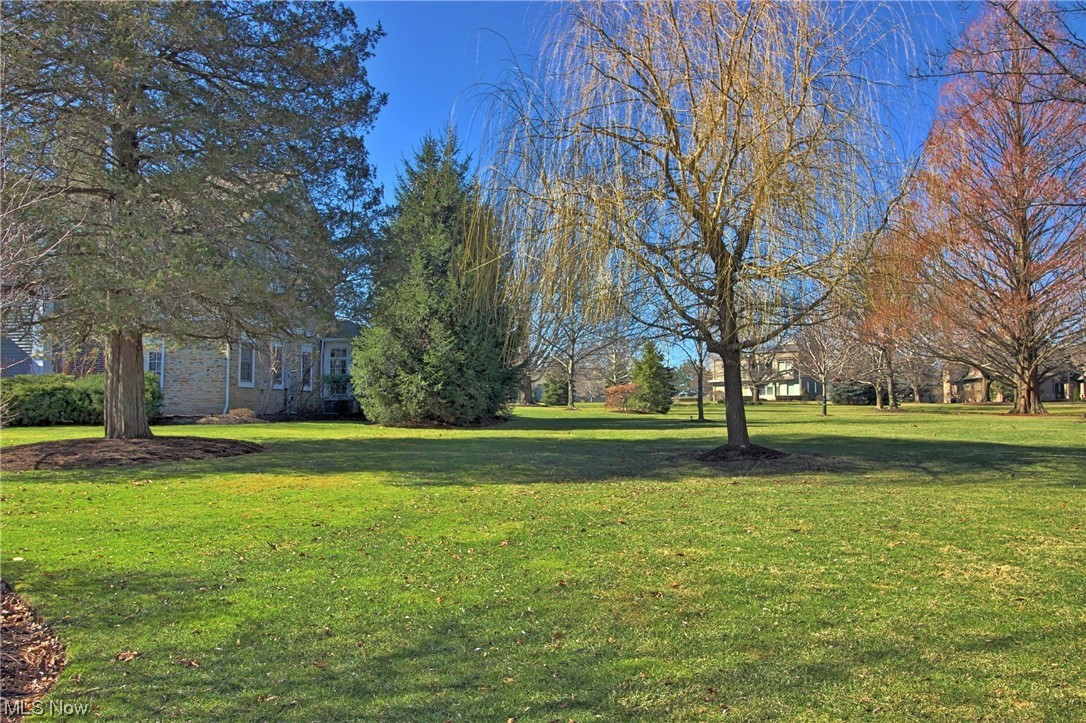 Sl 6 Lakehurst Drive Bratenahl OH 44108
