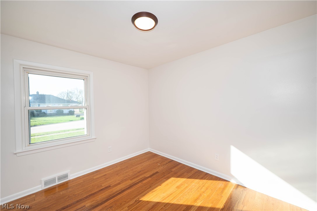29459 Vinewood Drive Wickliffe OH 44092