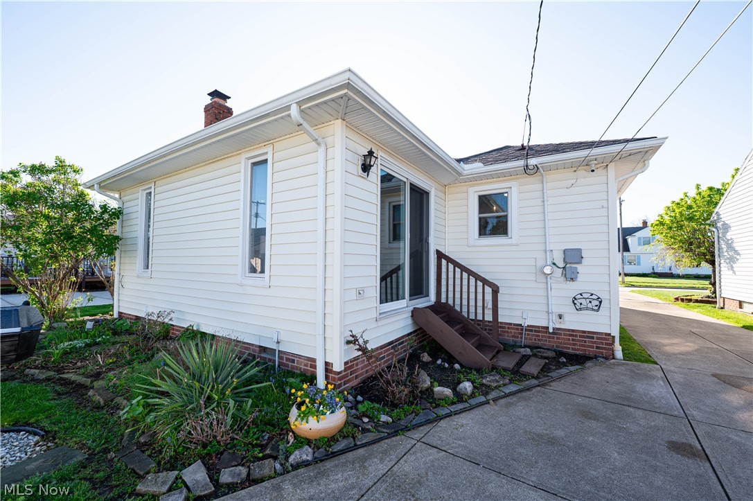 29459 Vinewood Drive Wickliffe OH 44092