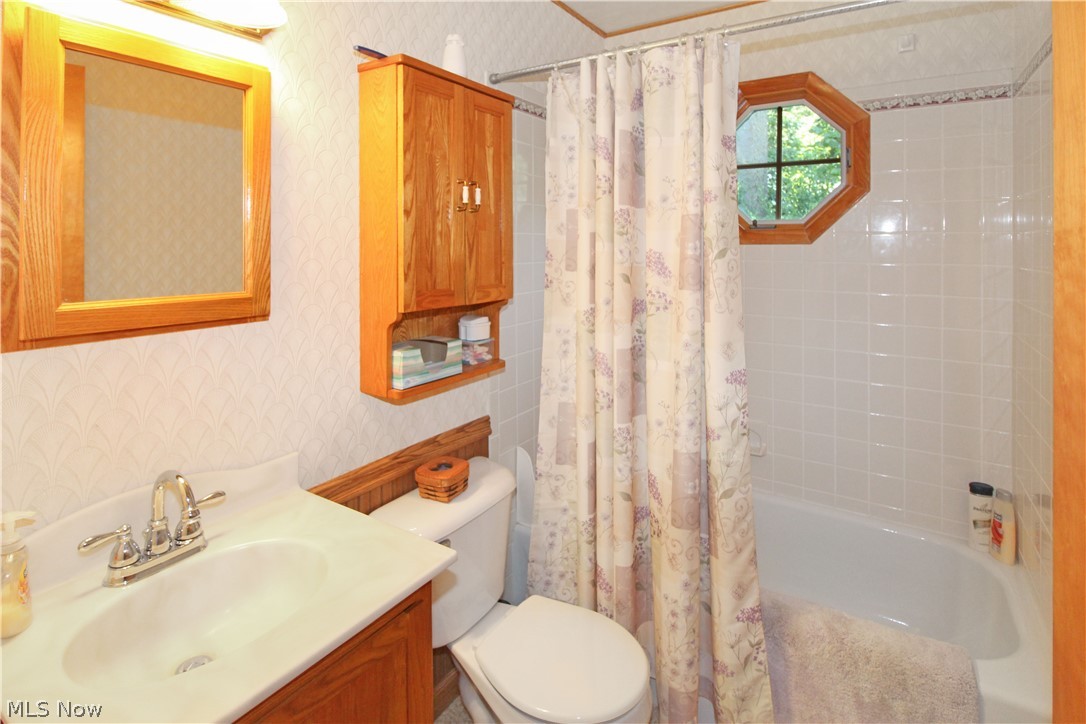 4336 E Ledge Road Port Clinton OH 43452