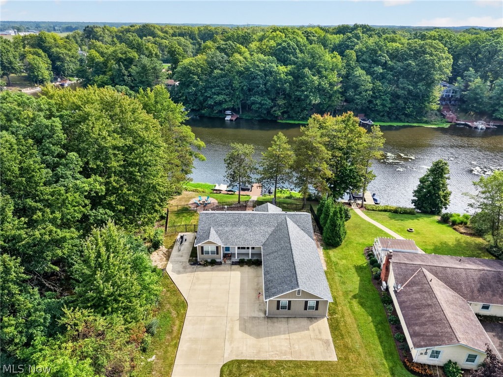1110 Evening Star Drive Roaming Shores OH 44085