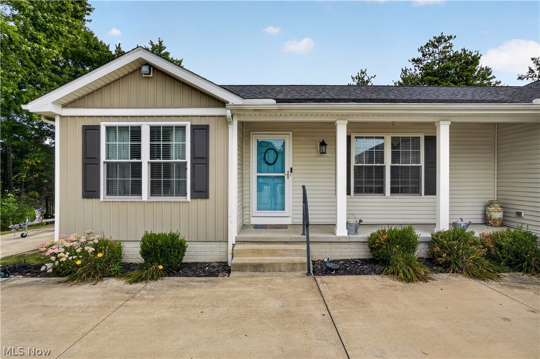 1110 Evening Star Drive Roaming Shores OH 44085