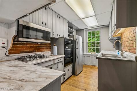 9640 Darrow Road Twinsburg OH 44087