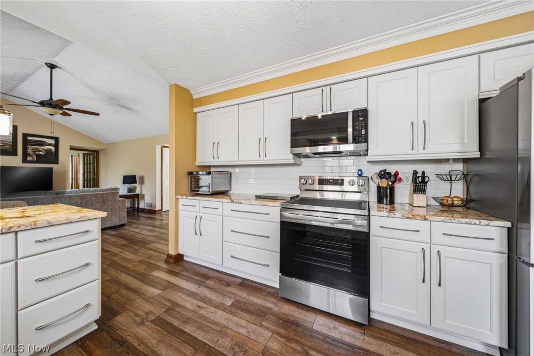 16912 Albion Road Strongsville OH 44136