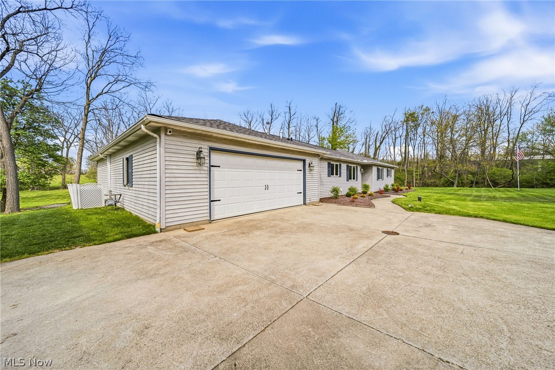 16912 Albion Road Strongsville OH 44136