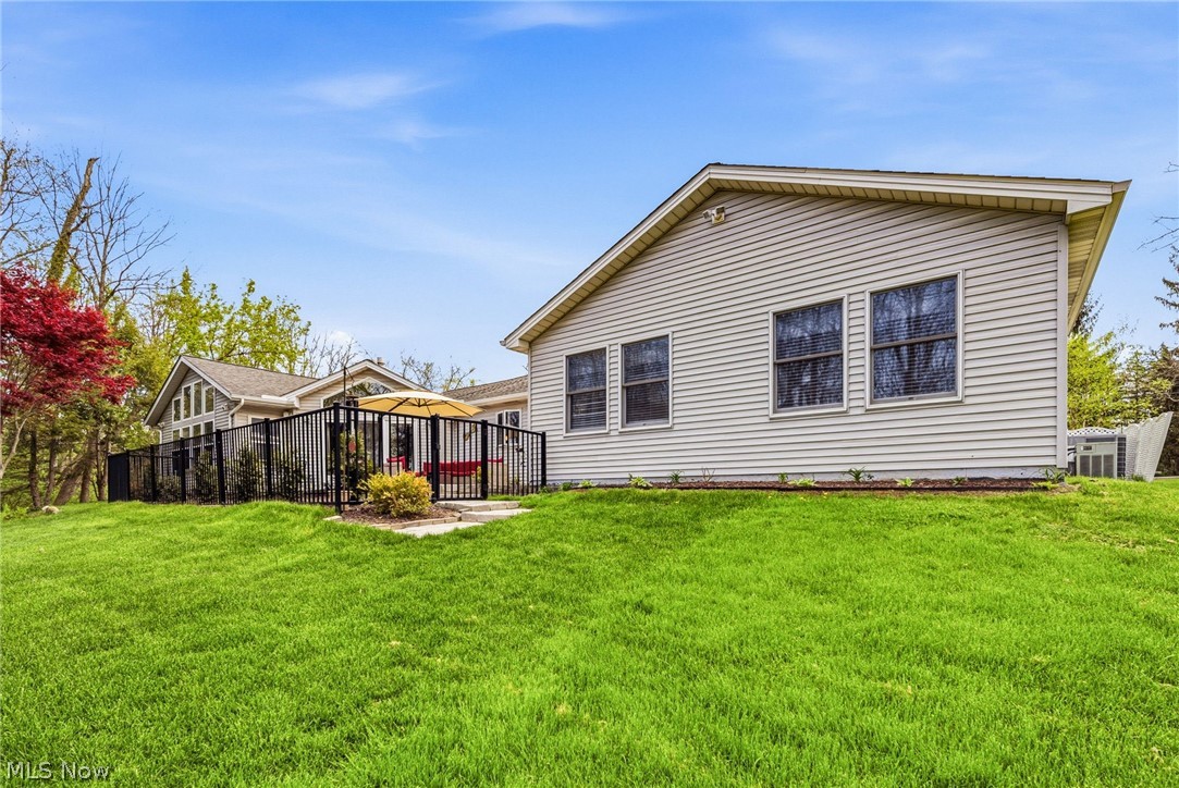 16912 Albion Road Strongsville OH 44136