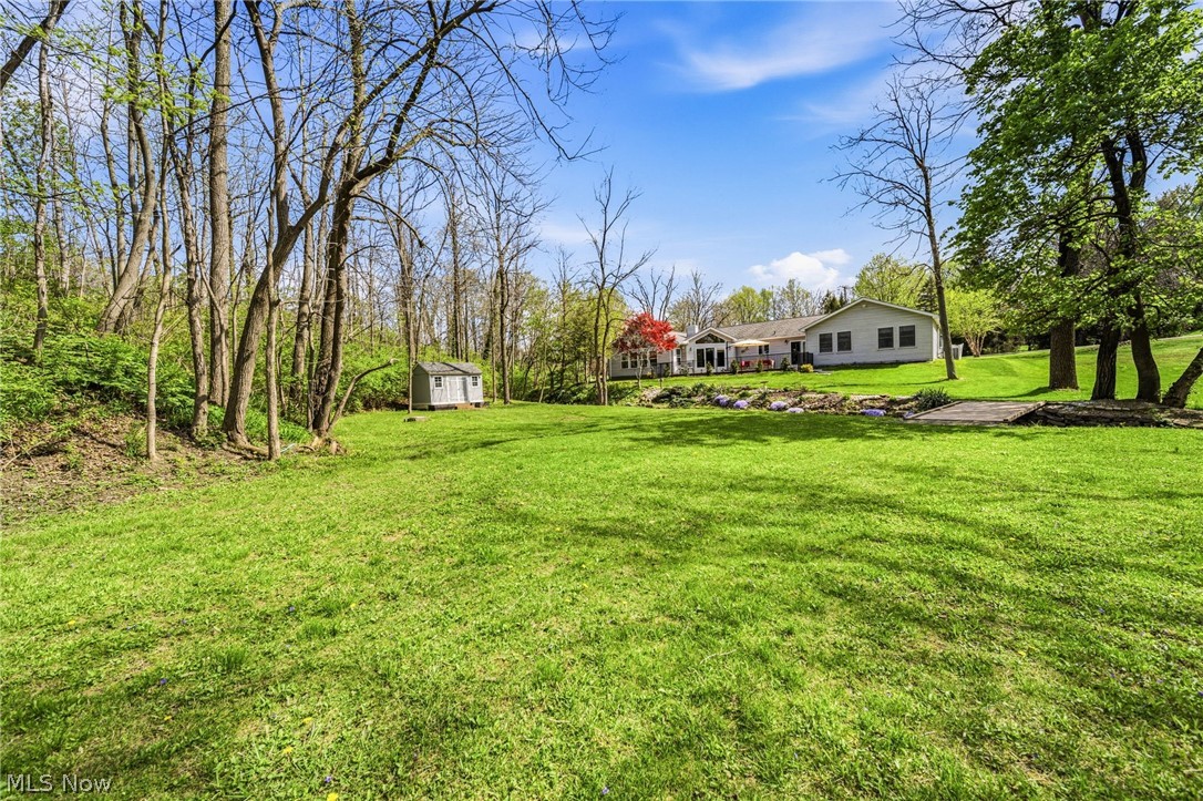 16912 Albion Road Strongsville OH 44136