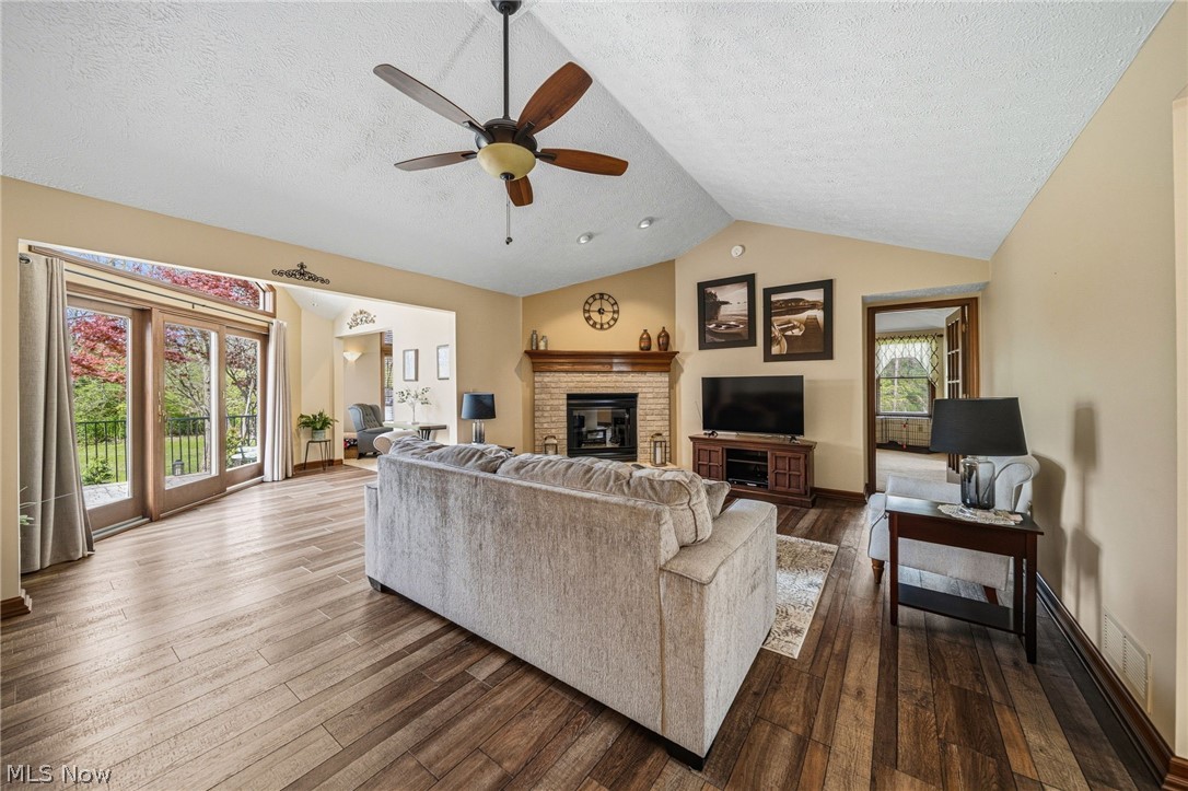 16912 Albion Road Strongsville OH 44136