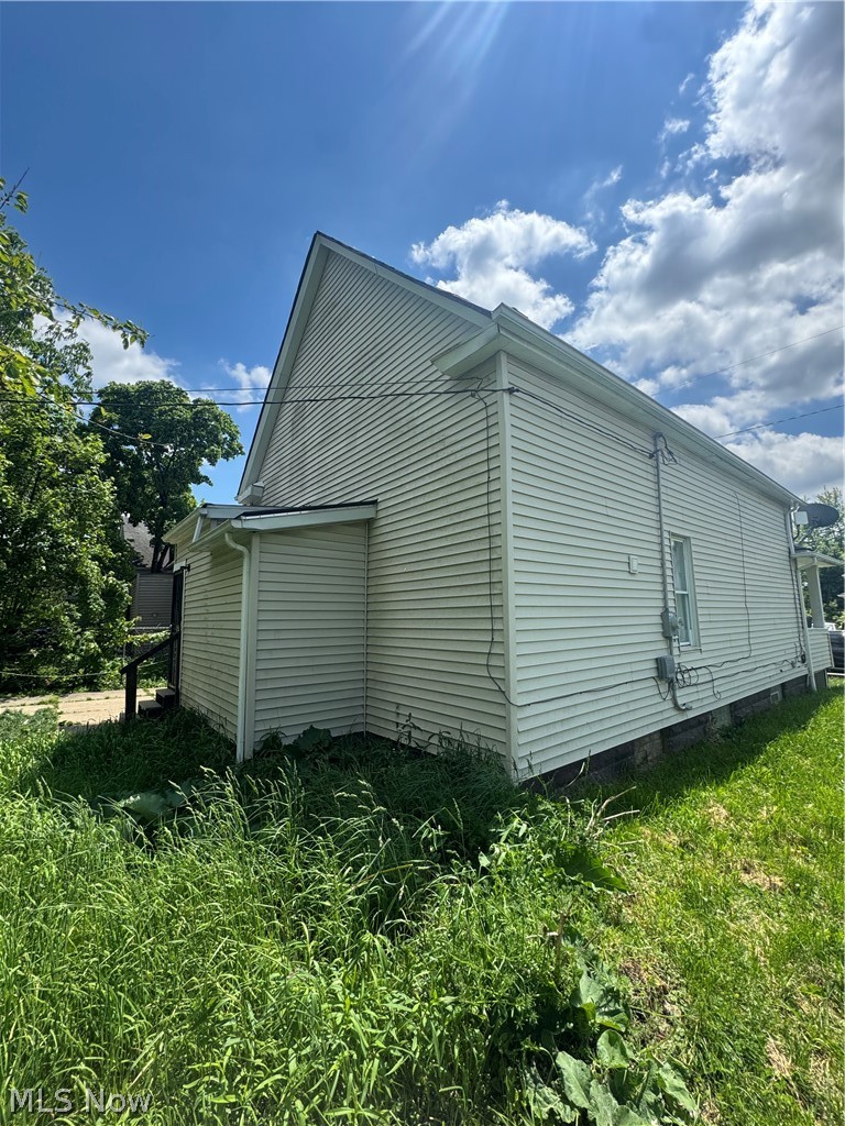 13613 Coath Avenue Cleveland OH 44120