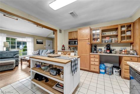 5950 Louis Drive North Olmsted OH 44070