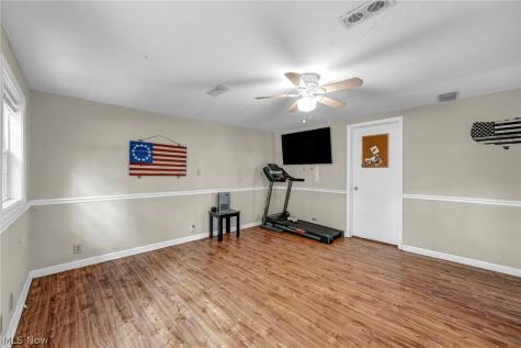 5950 Louis Drive North Olmsted OH 44070