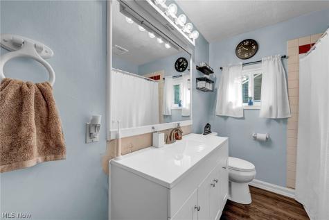 5950 Louis Drive North Olmsted OH 44070
