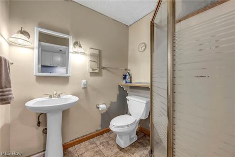 5950 Louis Drive North Olmsted OH 44070