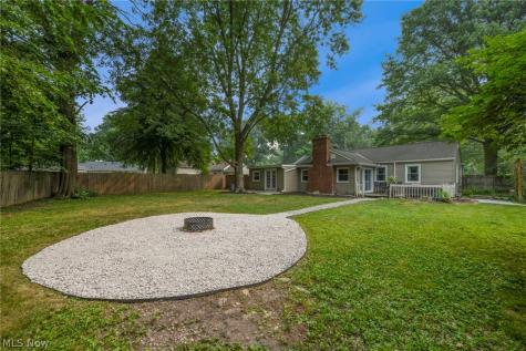 5950 Louis Drive North Olmsted OH 44070