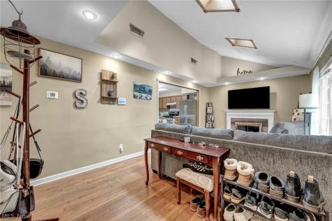 5950 Louis Drive North Olmsted OH 44070