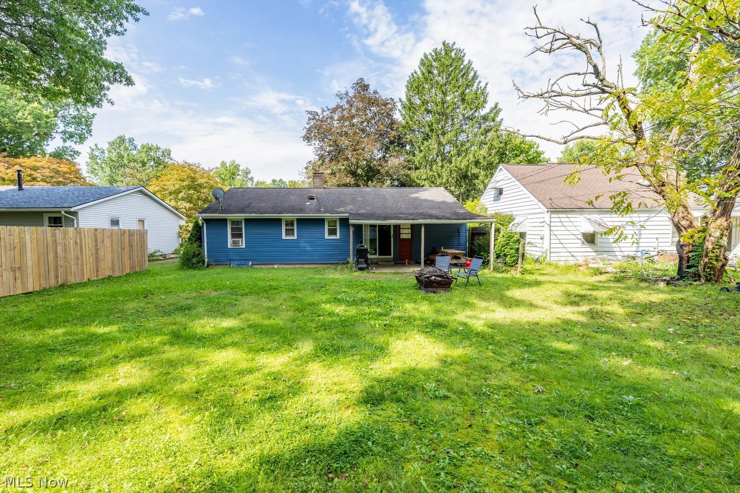 166 N Middle Street Columbiana OH 44408
