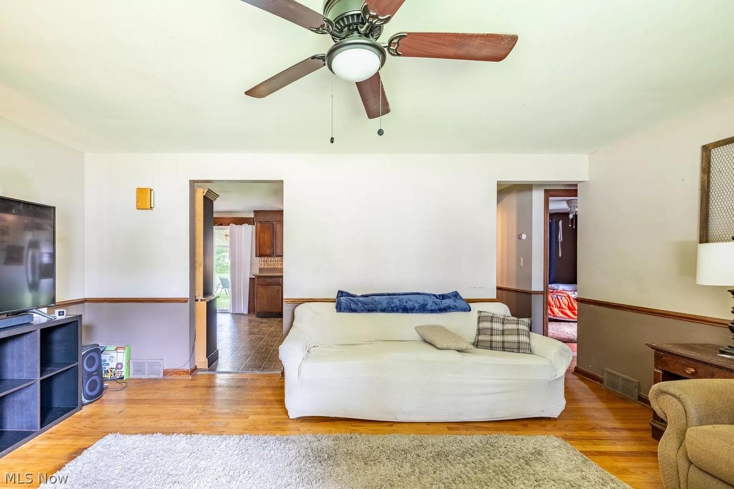 166 N Middle Street Columbiana OH 44408
