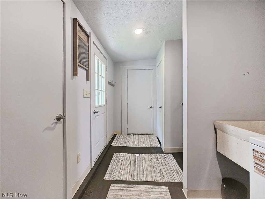 3866 Kirtland Road Willoughby OH 44094