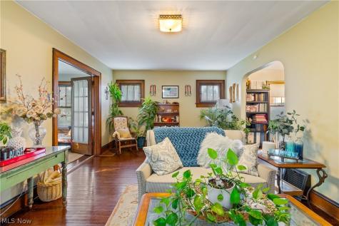 118 Gordon Avenue Wadsworth OH 44281