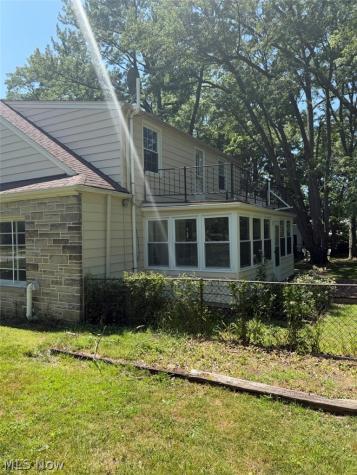 1531 Burlington Road Cleveland Heights OH 44118