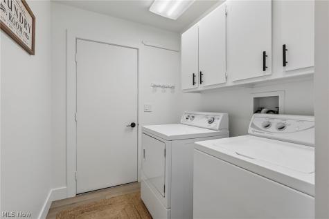 1304 State Road Wadsworth OH 44281
