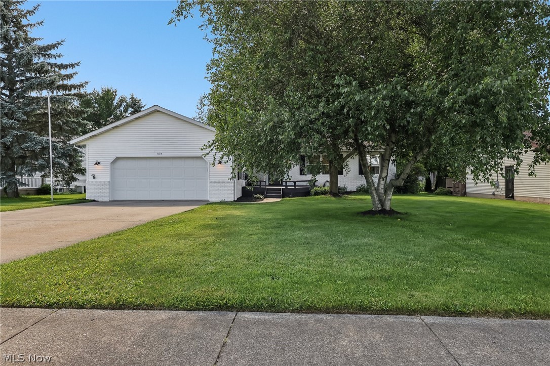 1304 State Road Wadsworth OH 44281