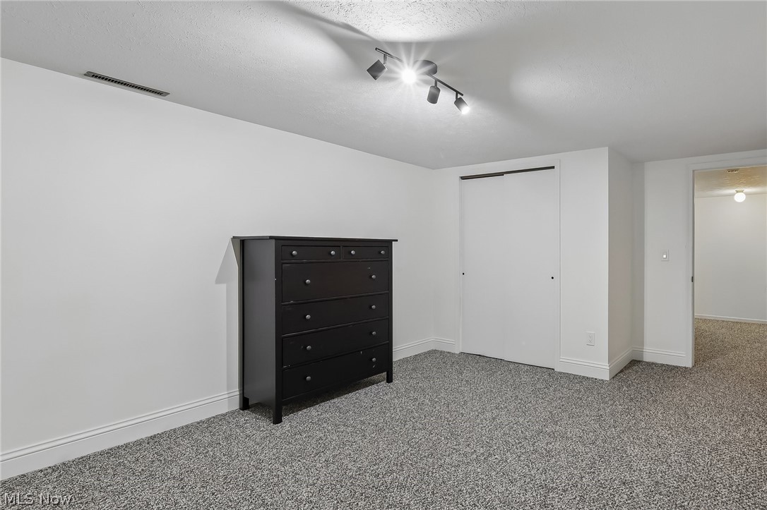1304 State Road Wadsworth OH 44281