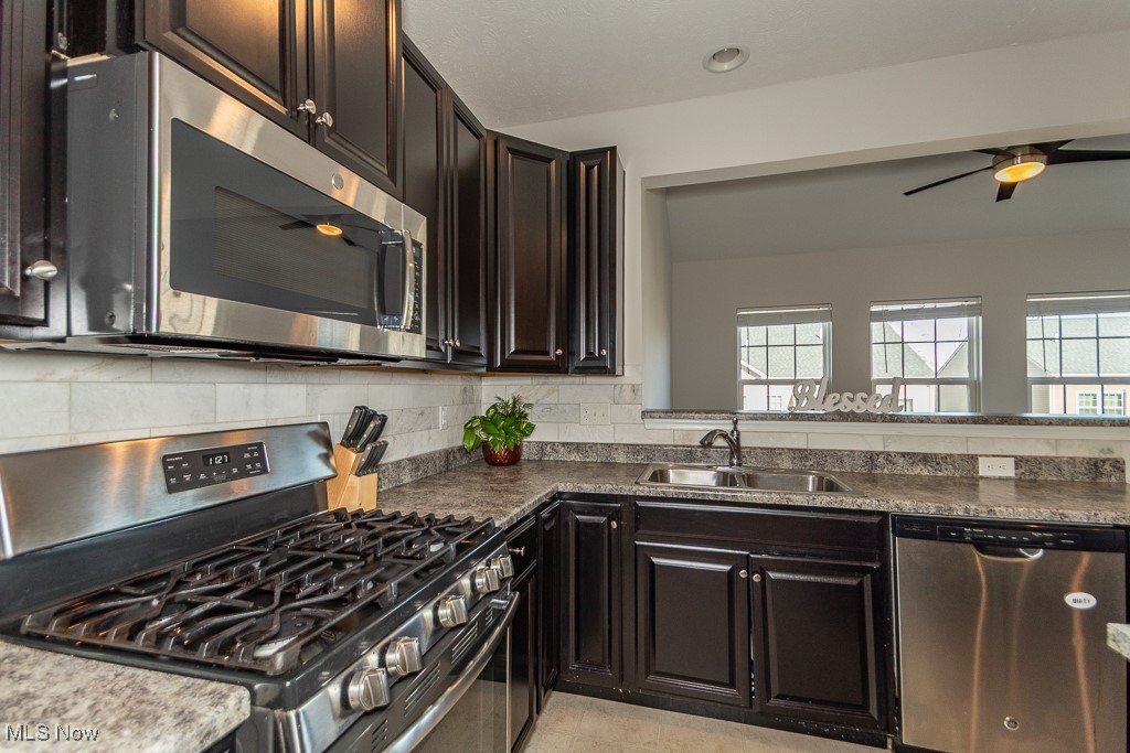 1929 S Ashwood Lane Painesville OH 44077