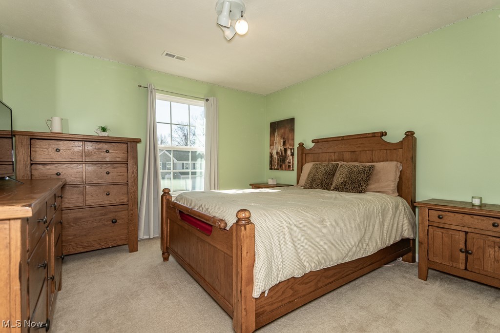 1929 S Ashwood Lane Painesville OH 44077