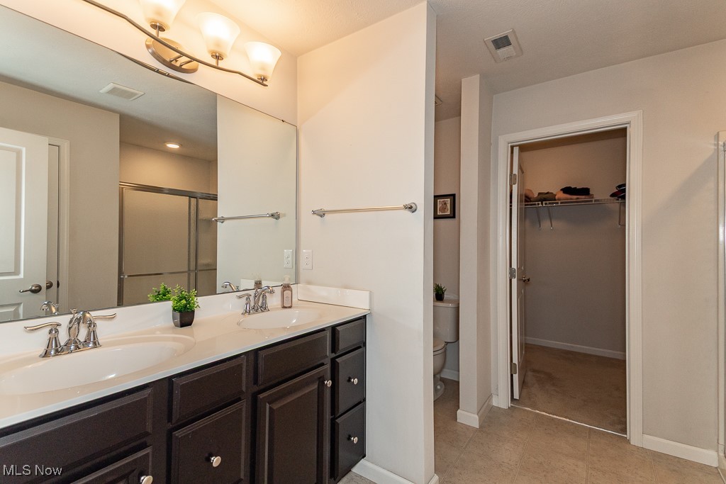 1929 S Ashwood Lane Painesville OH 44077