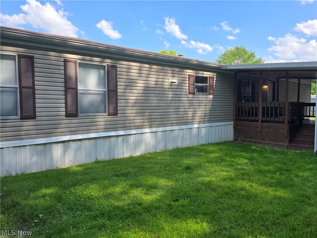62 Redwood Drive Beloit OH 44609