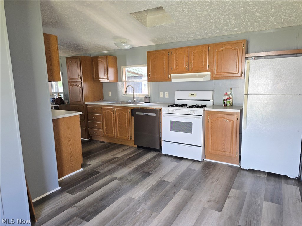 62 Redwood Drive Beloit OH 44609