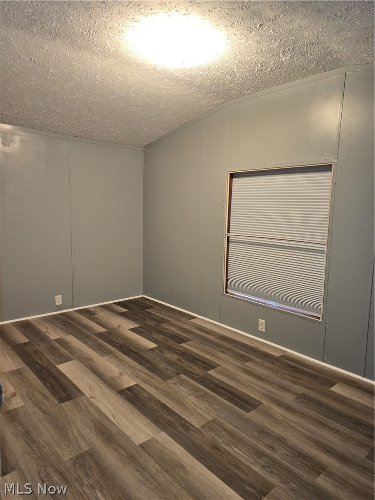 62 Redwood Drive Beloit OH 44609