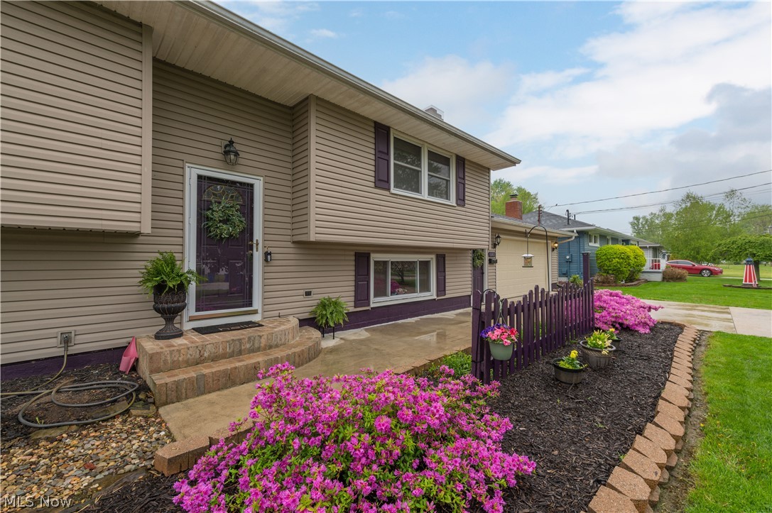 640 W Martin Avenue Amherst OH 44001