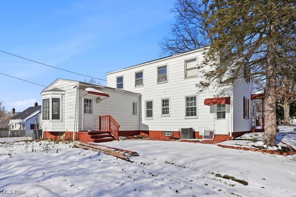 248 E Catawba Avenue Akron OH 44301