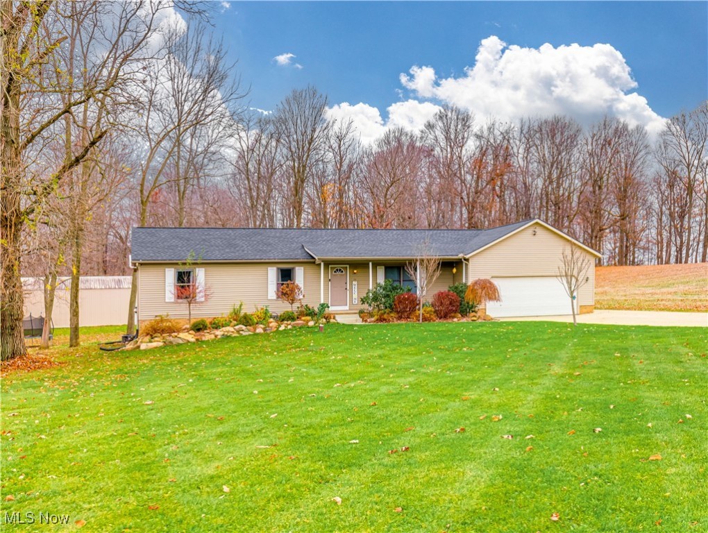 9533 Market Avenue N Hartville OH 44632