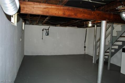 1527 Babbitt Road Euclid OH 44132